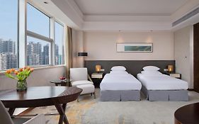 Golden Shining New Century Grand Hotel Beihai